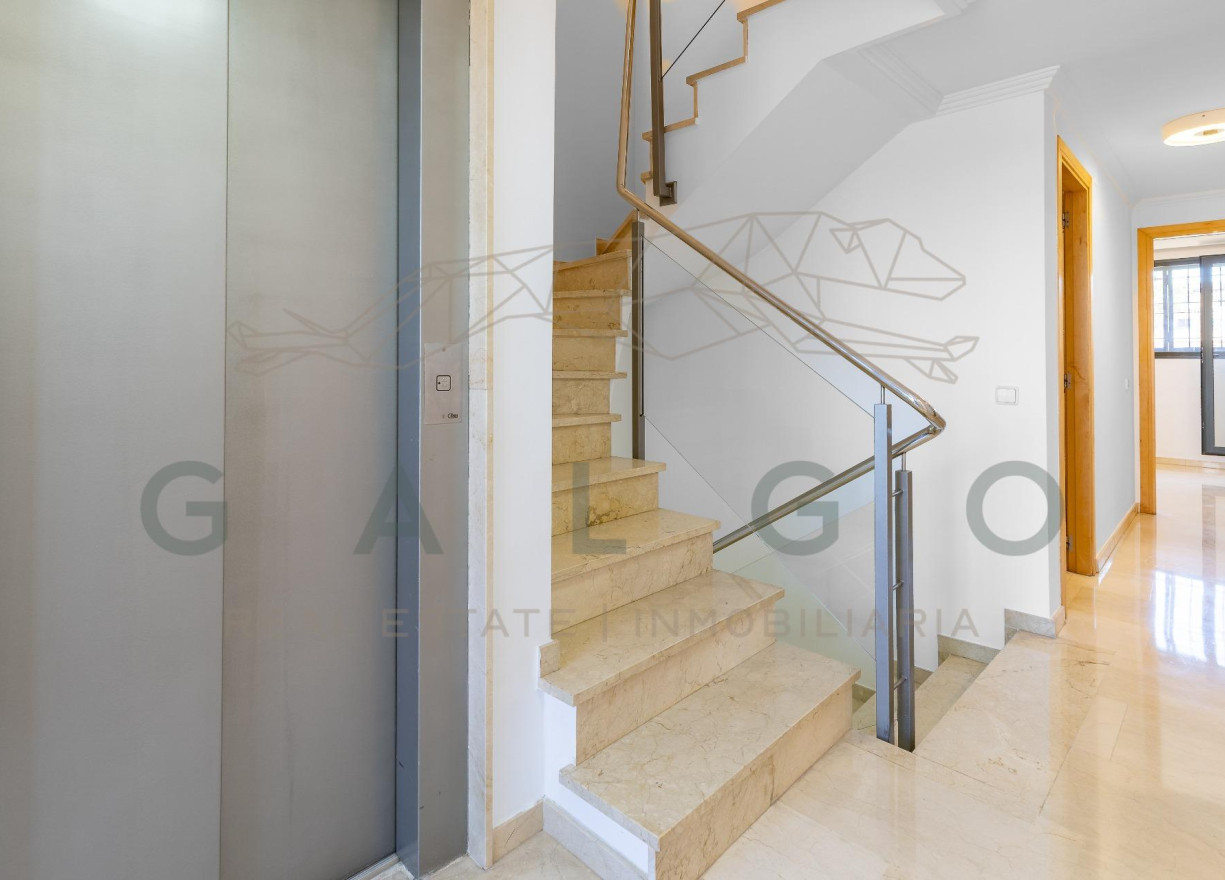 Sale - Semi-detached - Valencia - Beniferri