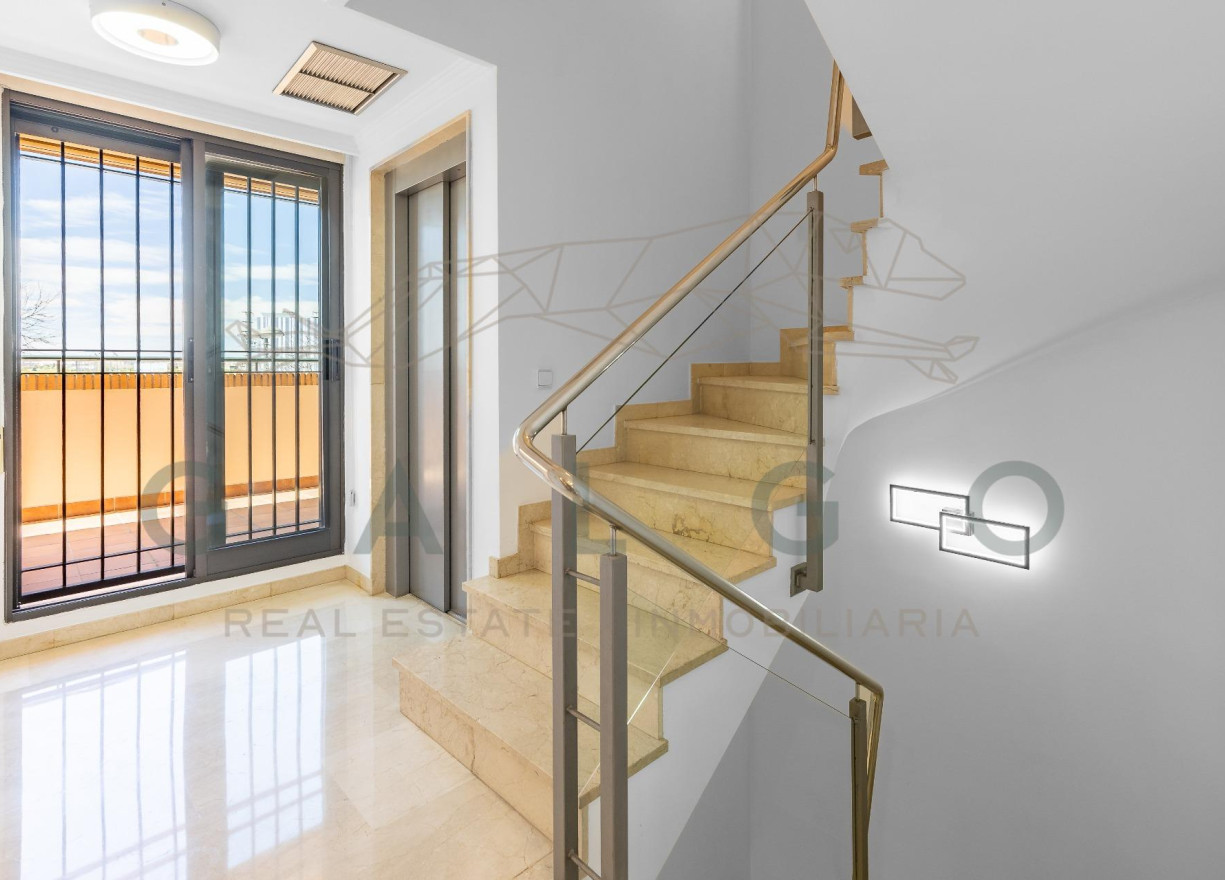 Sale - Semi-detached - Valencia - Beniferri