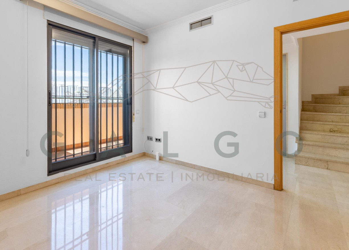 Sale - Semi-detached - Valencia - Beniferri