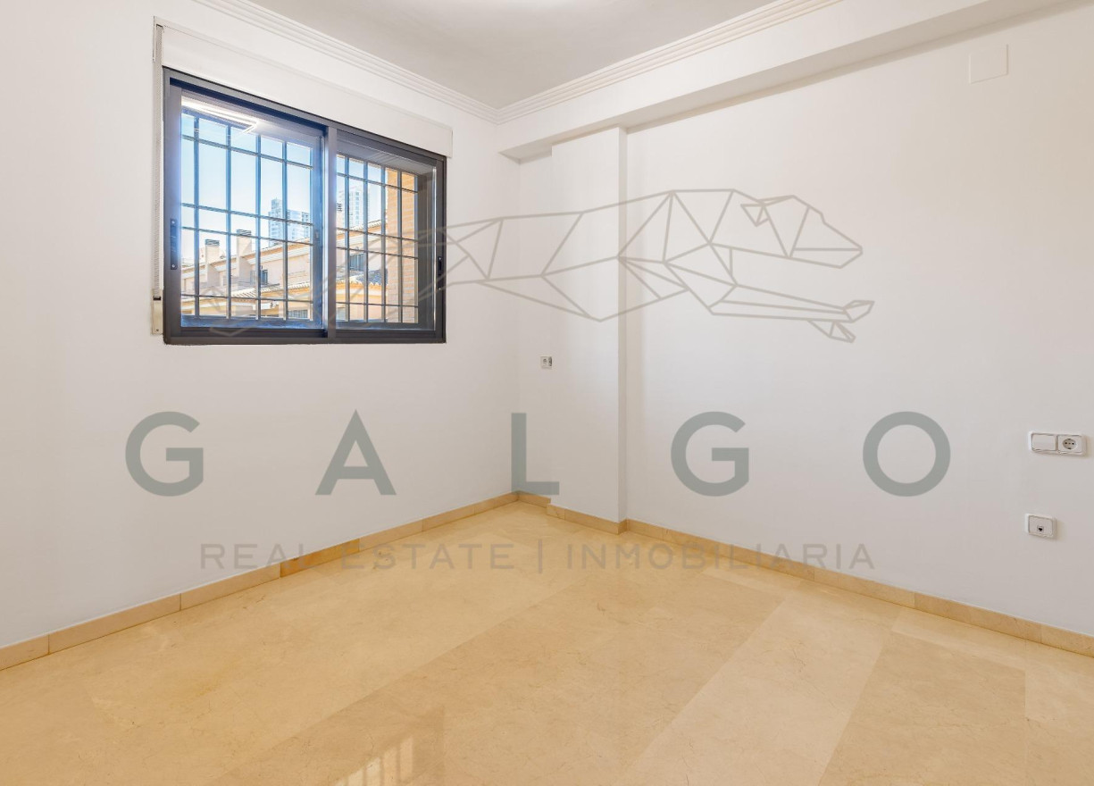 Sale - Semi-detached - Valencia - Beniferri