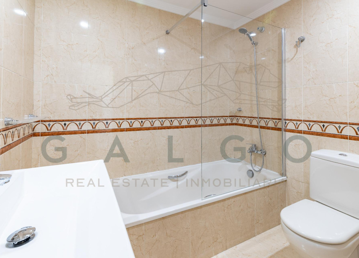 Sale - Semi-detached - Valencia - Beniferri