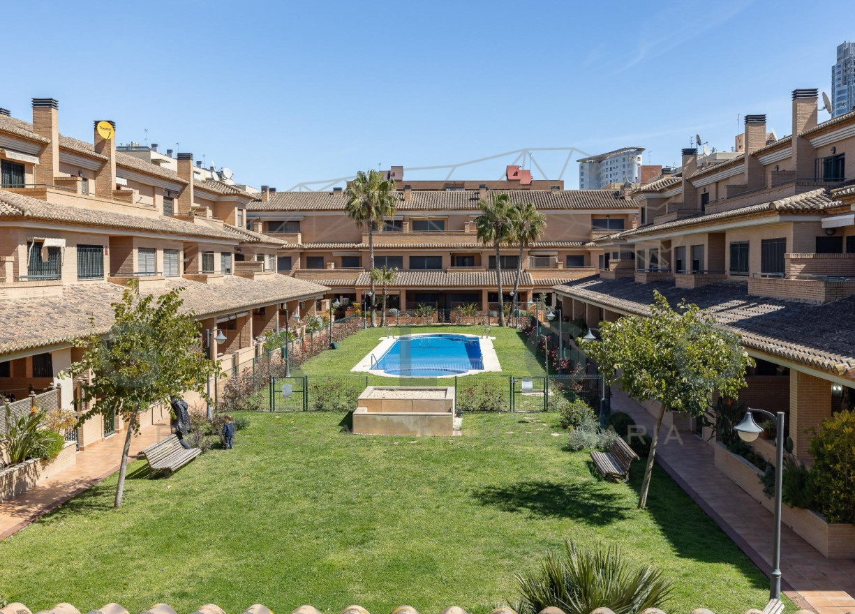 Sale - Semi-detached - Valencia - Beniferri