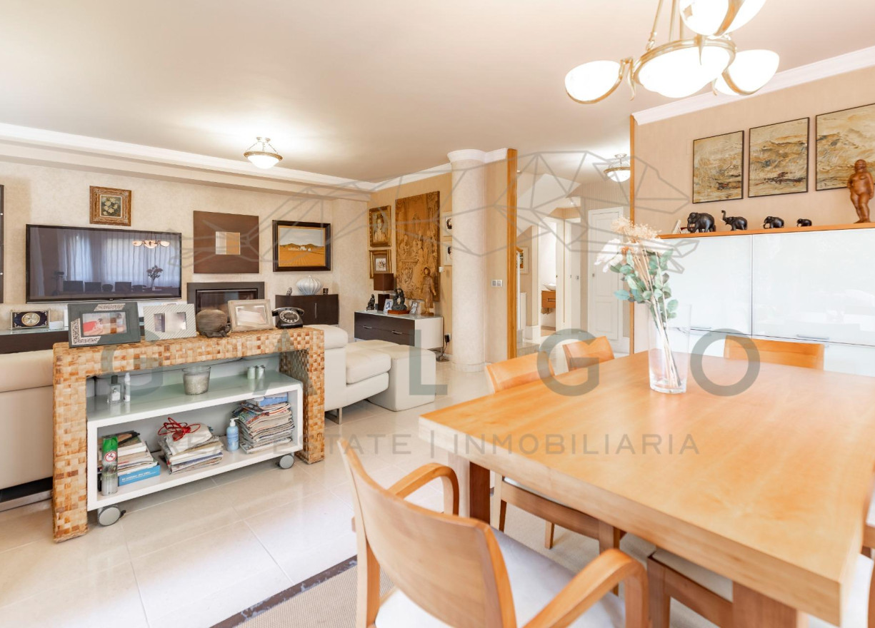 Sale - Villa - Godella - URB. CAMPOLIVAR