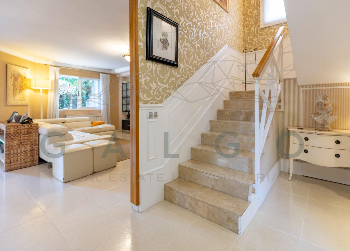 Sale - Villa - Godella - URB. CAMPOLIVAR