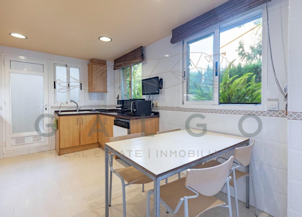 Sale - Villa - Godella - URB. CAMPOLIVAR