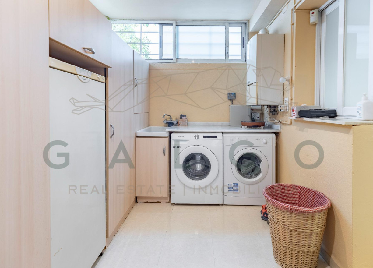 Sale - Villa - Godella - URB. CAMPOLIVAR