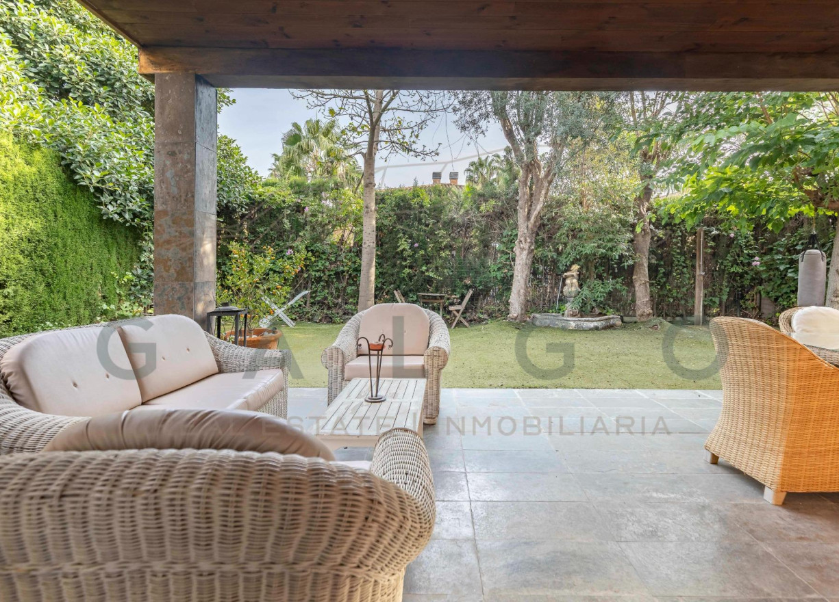 Sale - Villa - Godella - URB. CAMPOLIVAR