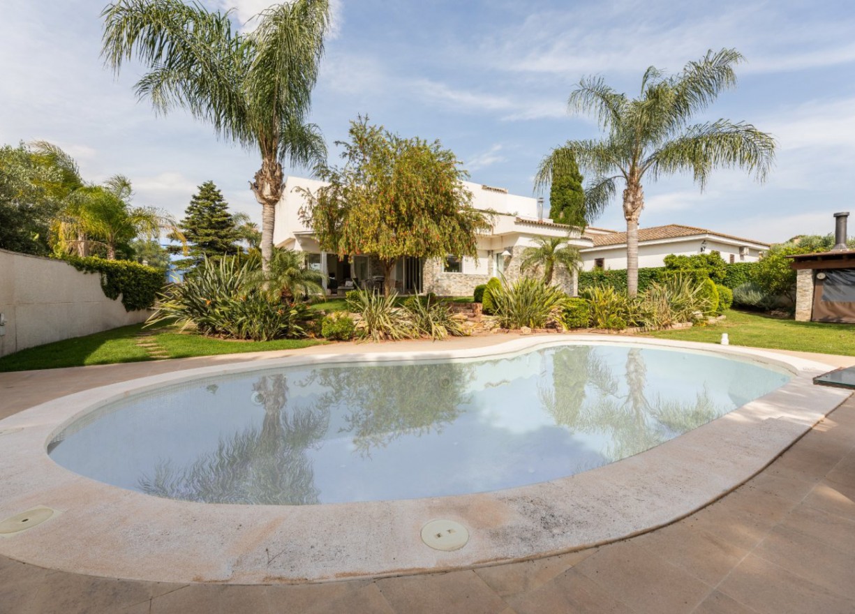 Sale - Villa - Paterna - CRUZ DE GRACIA