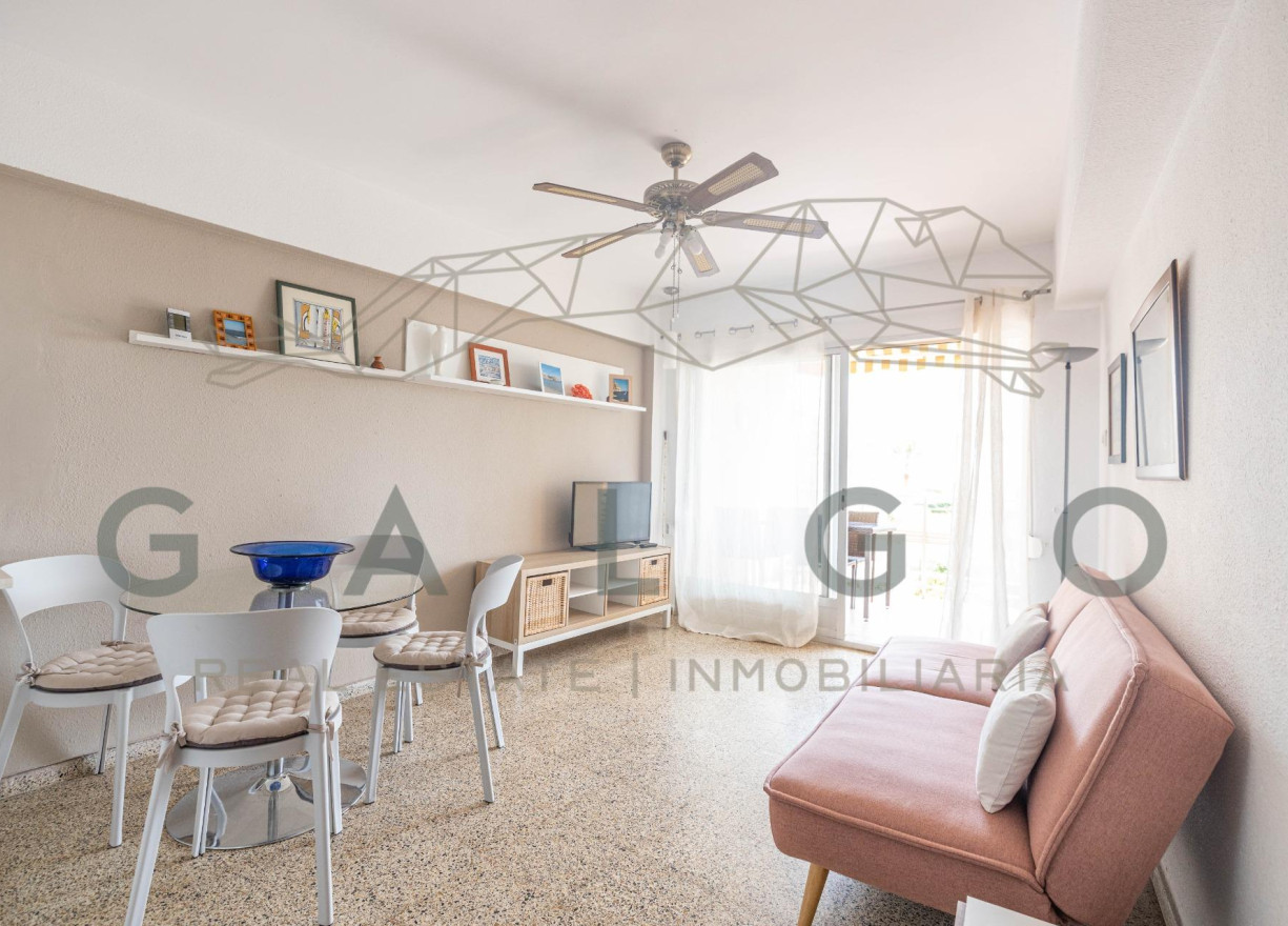 Venta - Apartamento - El Puig de Santa Maria - Primera linea de playa els plans