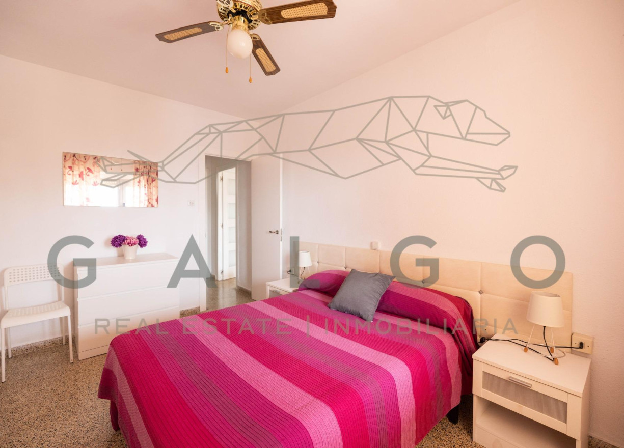 Venta - Apartamento - El Puig de Santa Maria - Primera linea de playa els plans