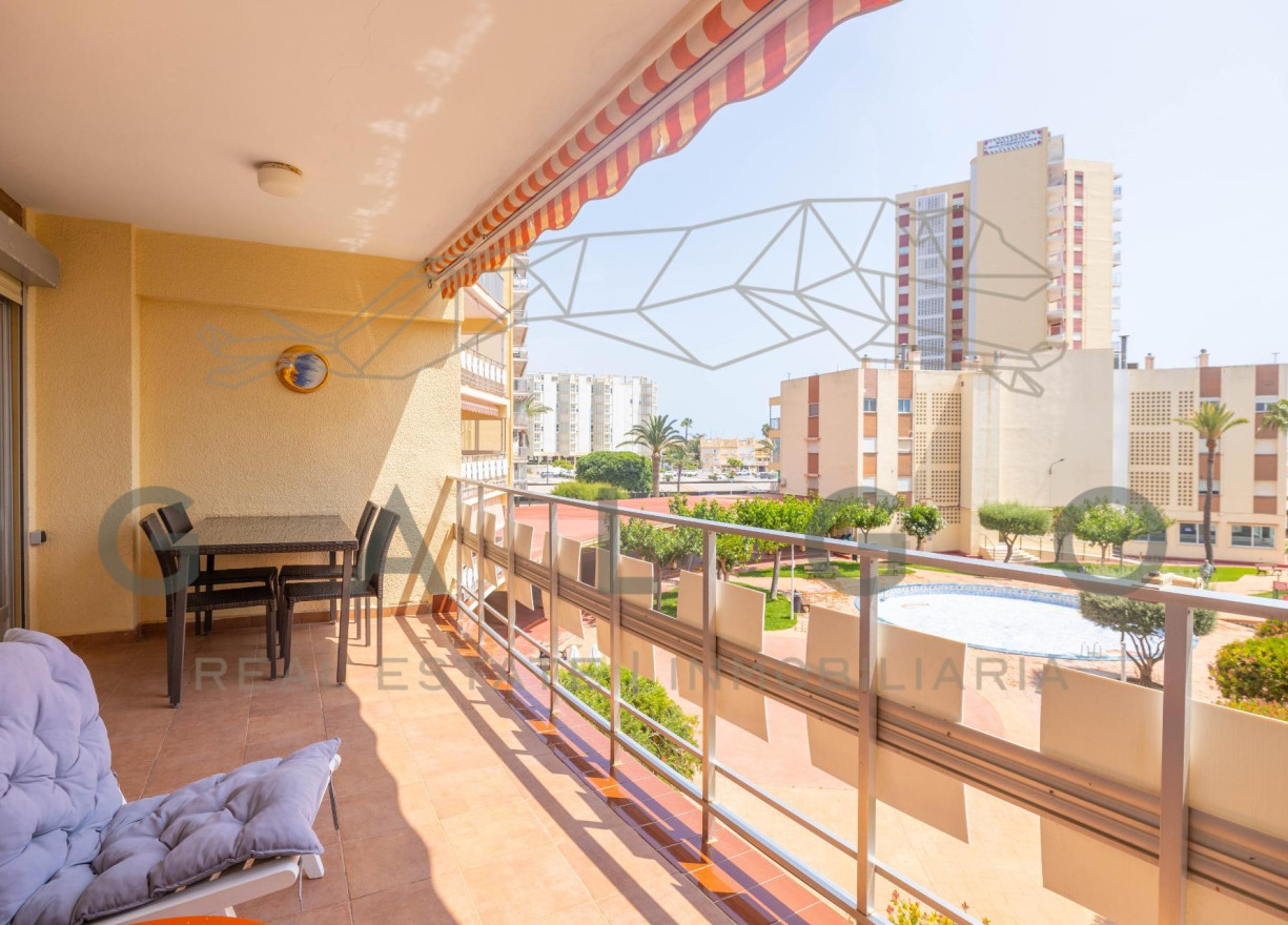 Venta - Apartamento - El Puig de Santa Maria - Primera linea de playa els plans