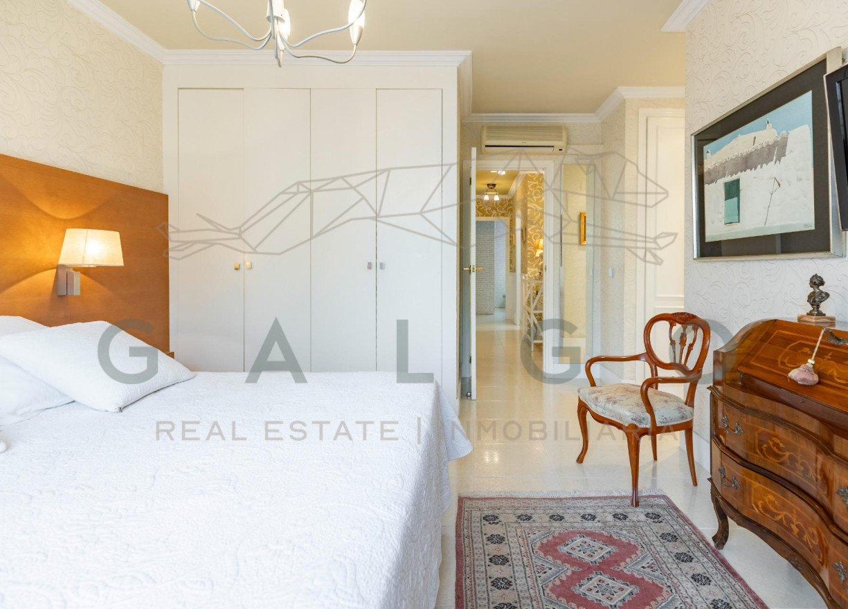 Venta - Chalet - Godella - URB. CAMPOLIVAR