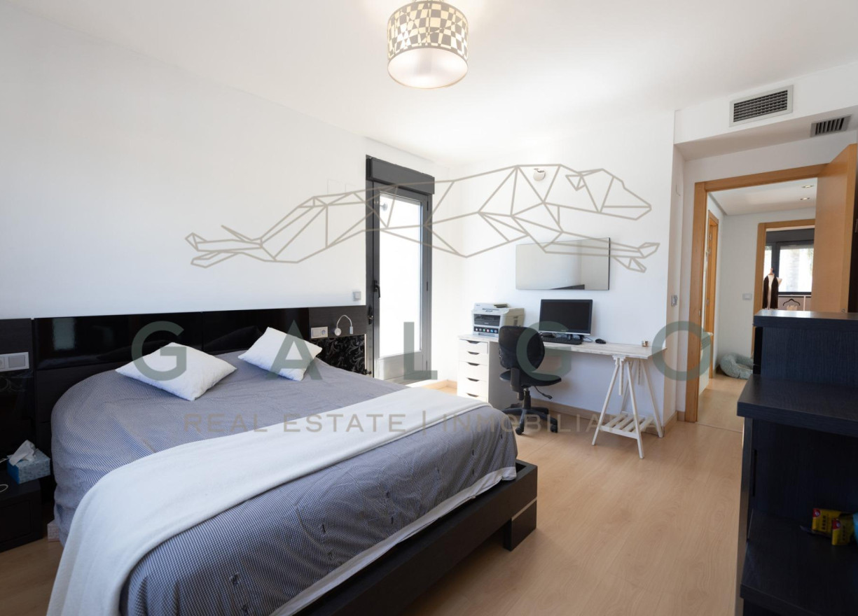 Venta - Chalet - San Antonio de Benageber - Urbanizacion montsano
