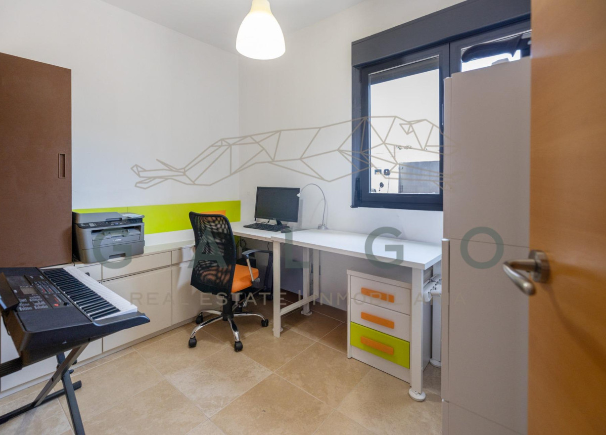 Venta - Chalet - San Antonio de Benageber - Urbanizacion montsano
