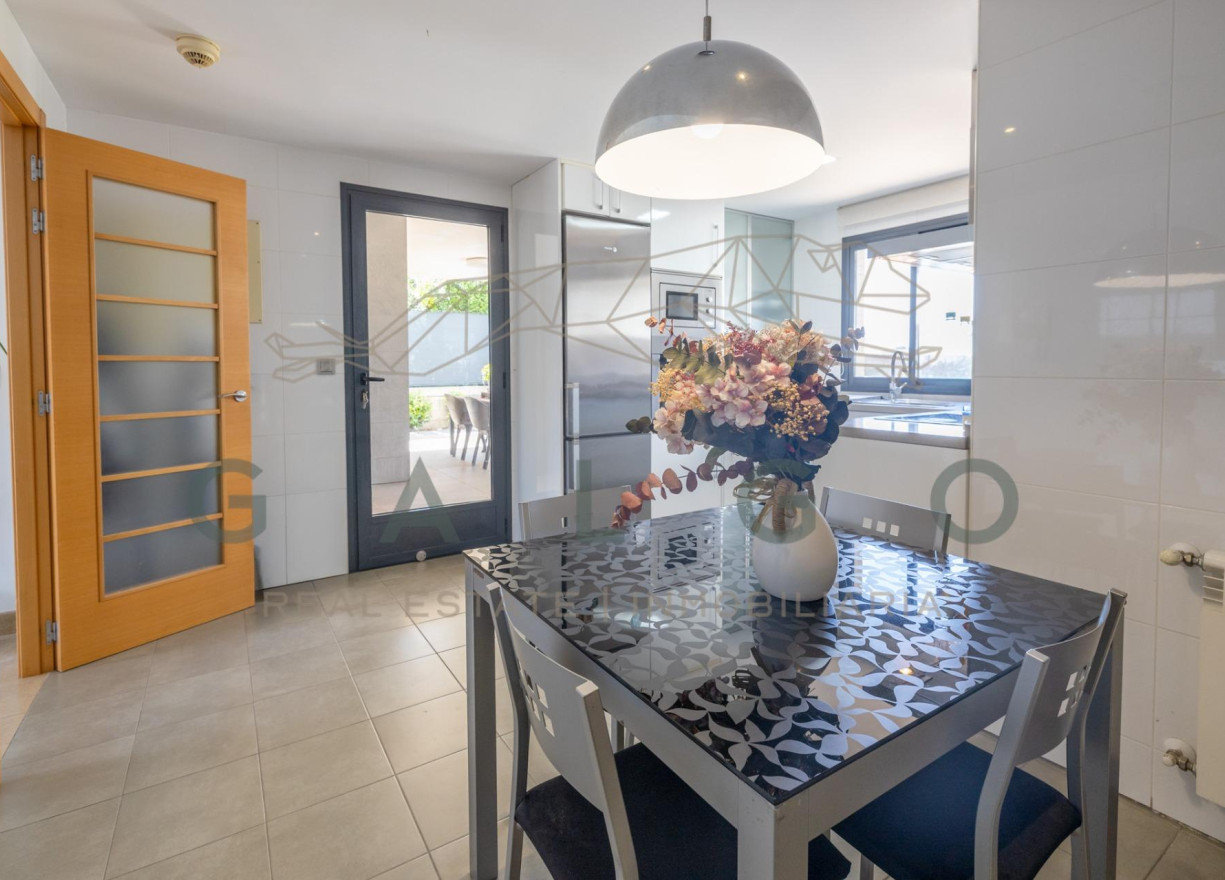 Venta - Chalet - San Antonio de Benageber - Urbanizacion montsano