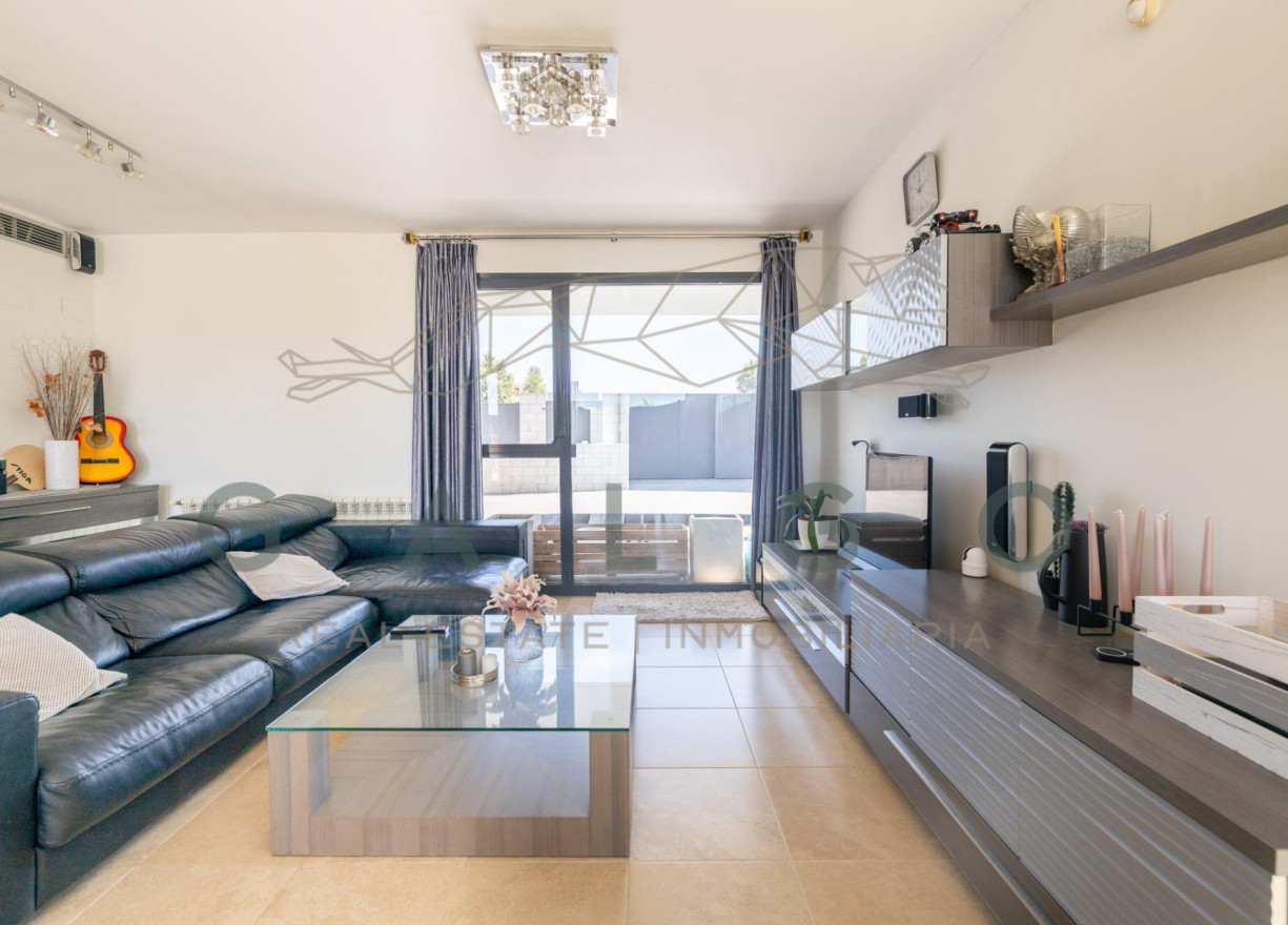 Venta - Chalet - San Antonio de Benageber - Urbanizacion montsano