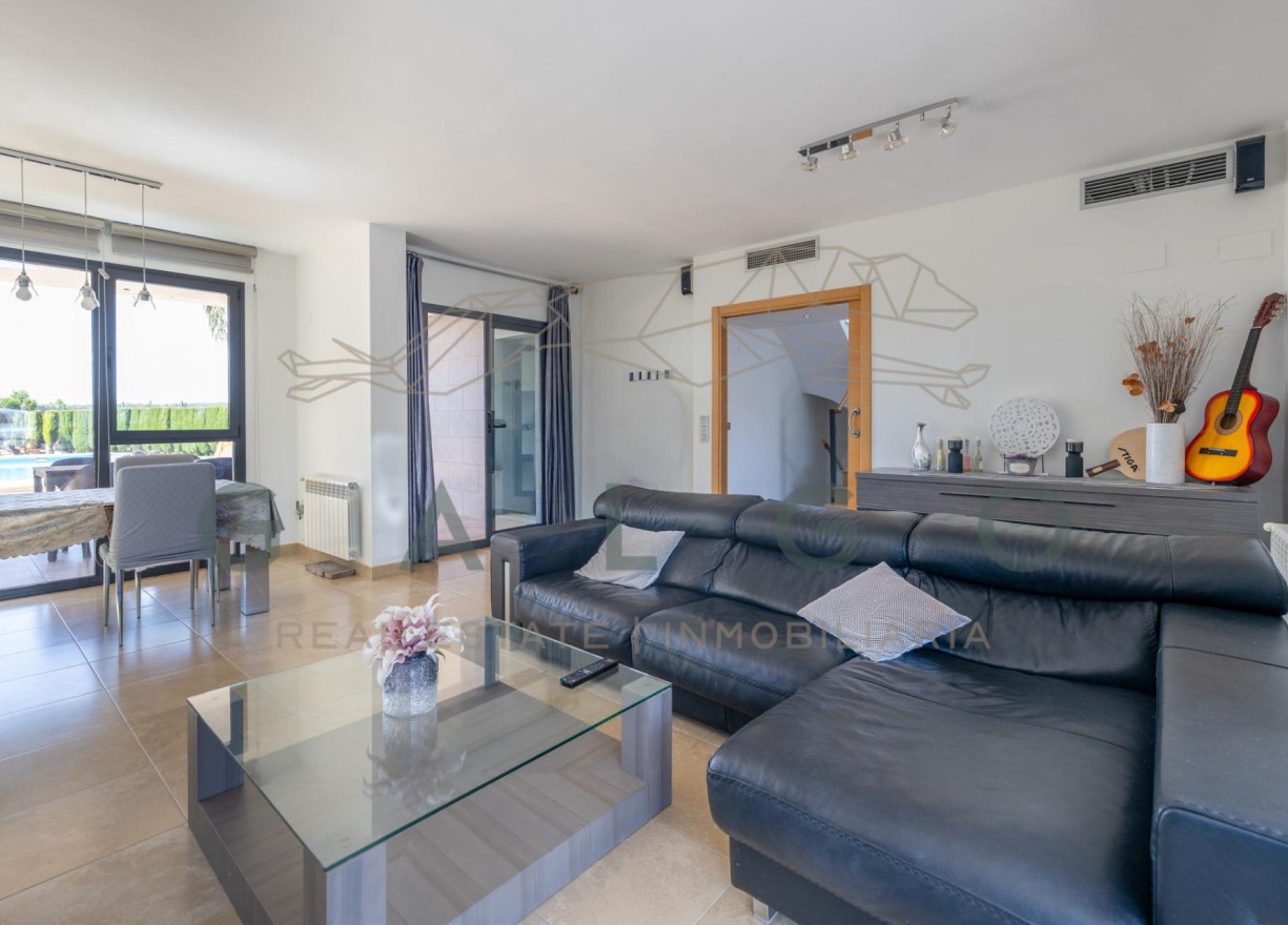 Venta - Chalet - San Antonio de Benageber - Urbanizacion montsano