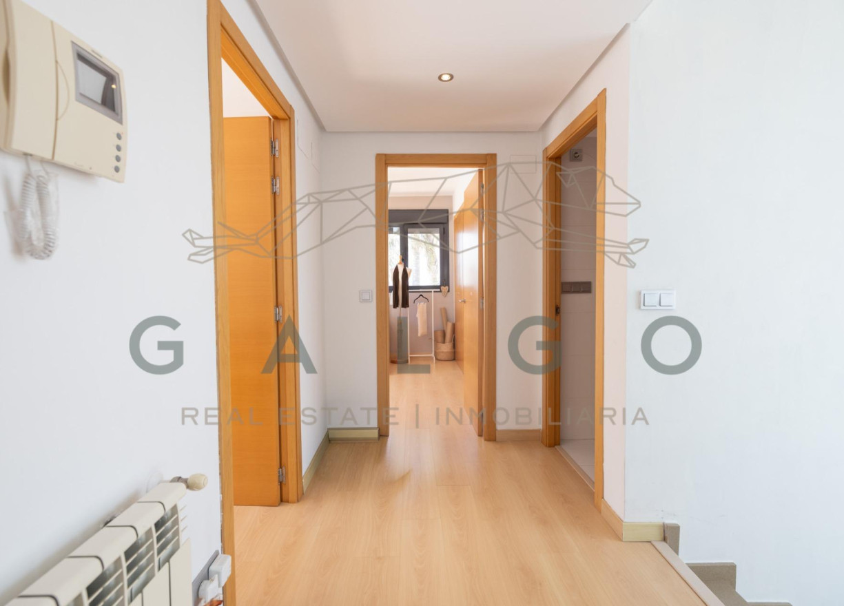 Venta - Chalet - San Antonio de Benageber - Urbanizacion montsano