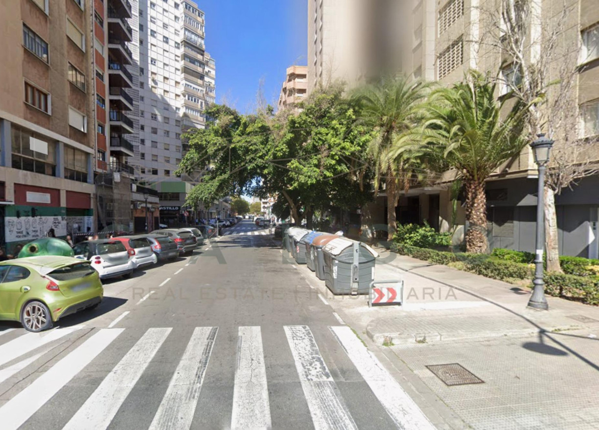 Venta - Garaje - Valencia - L´Amistat - Amistad