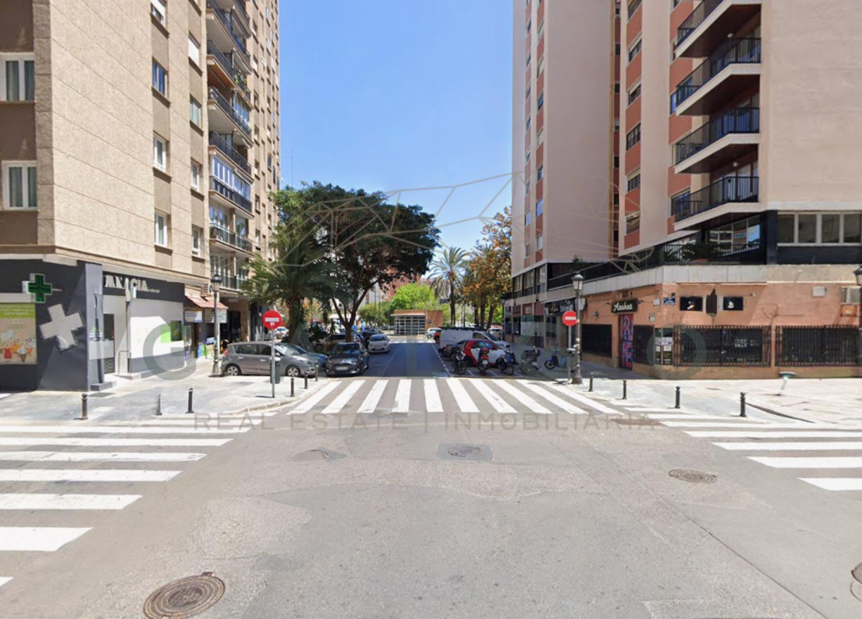 Venta - Garaje - Valencia - L´Amistat - Amistad