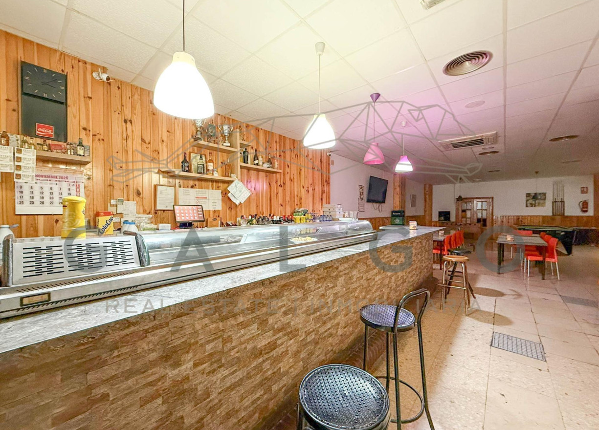 Venta - Local comercial - Valencia - Camins al Grau