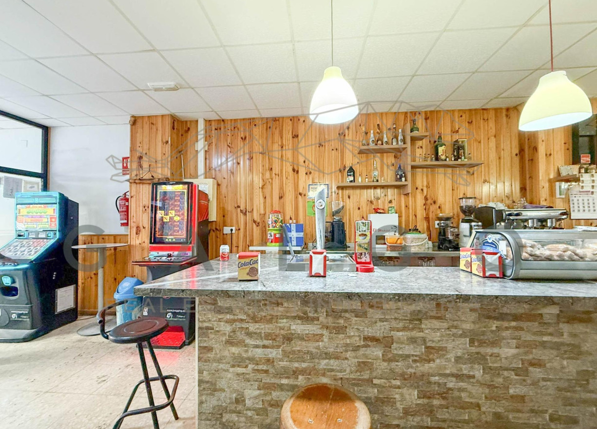 Venta - Local comercial - Valencia - Camins al Grau