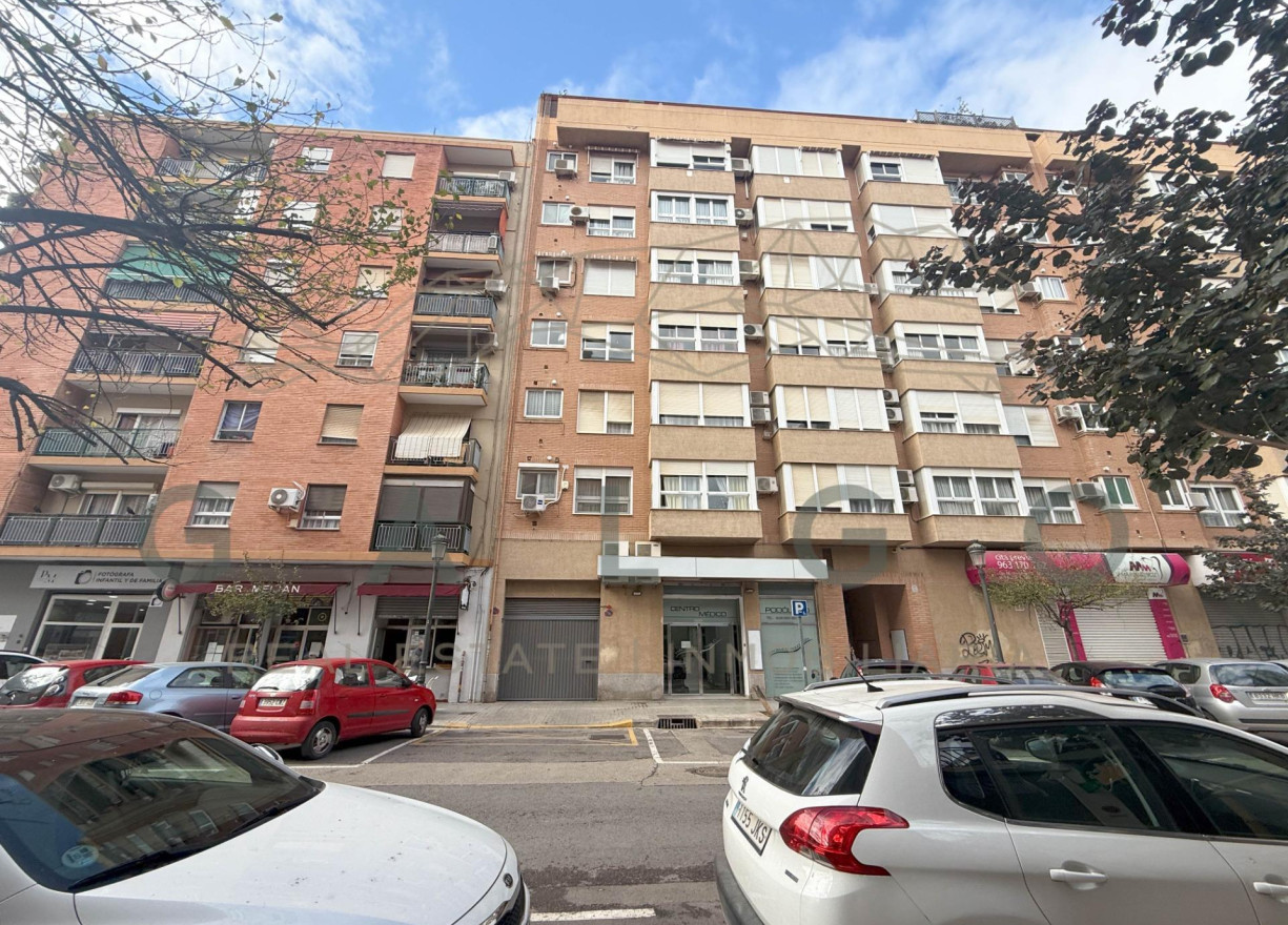 Venta - Local comercial - Valencia - Sant Marcellí