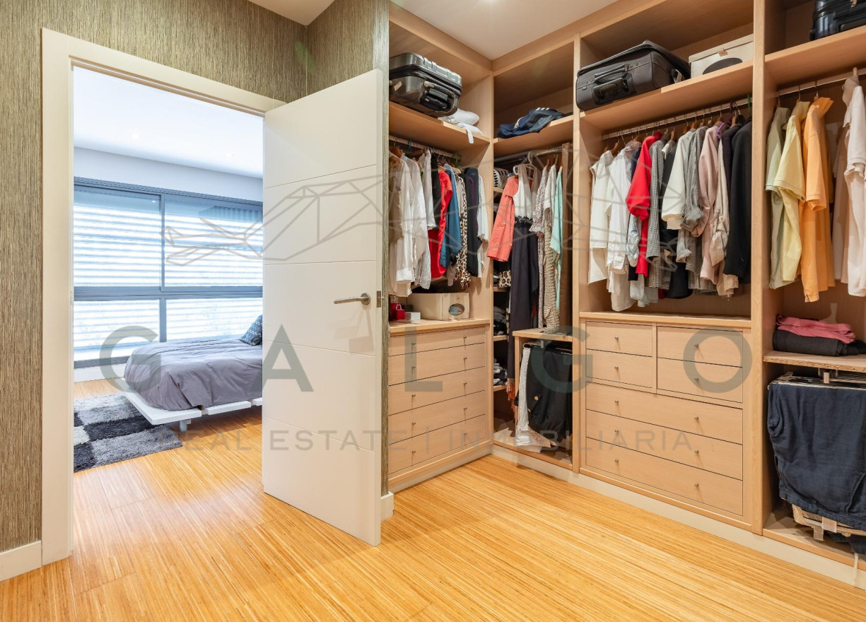 Venta - Villa de Lujo - Godella - Nueva Santa Barbara