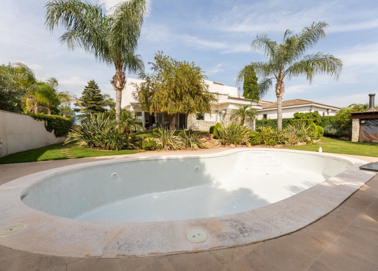 Venta - Villa - Paterna - CRUZ DE GRACIA