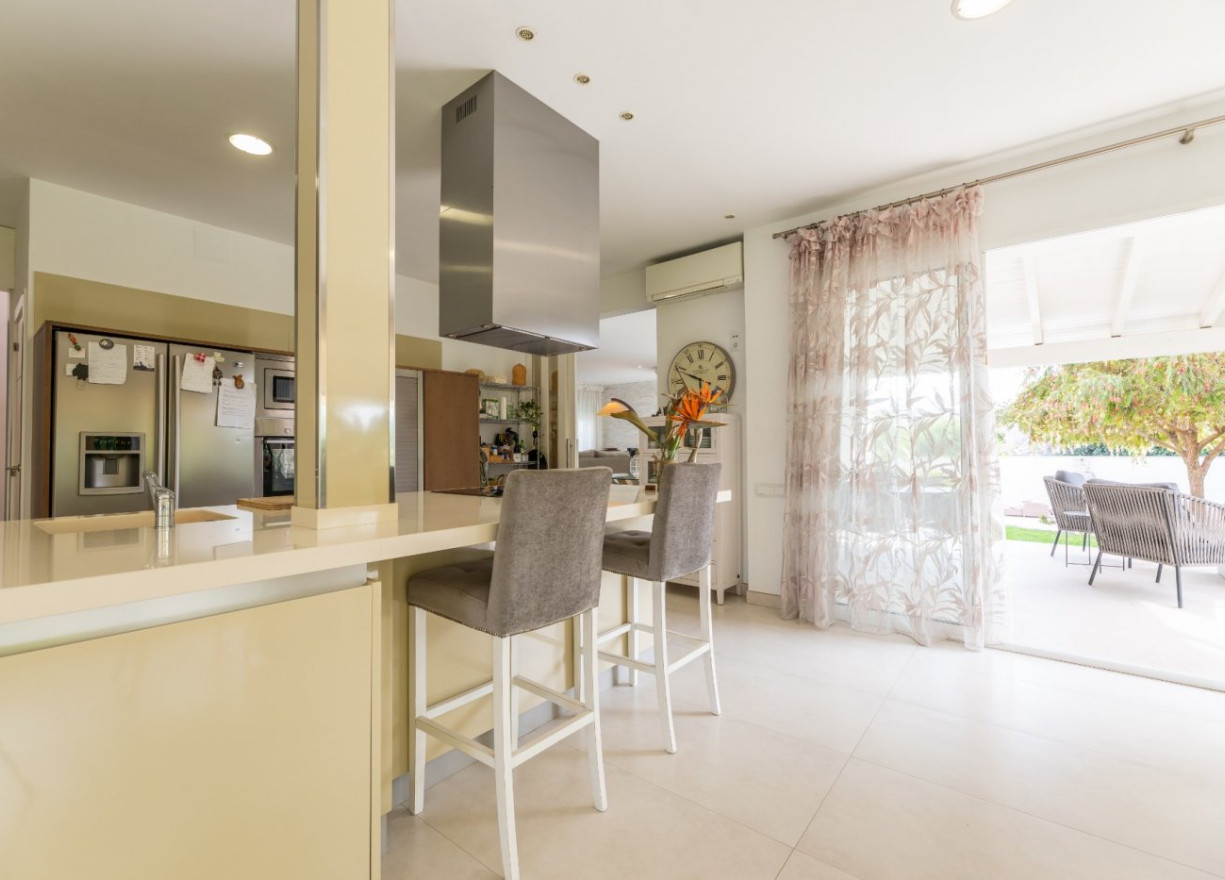 Venta - Villa - Paterna - CRUZ DE GRACIA