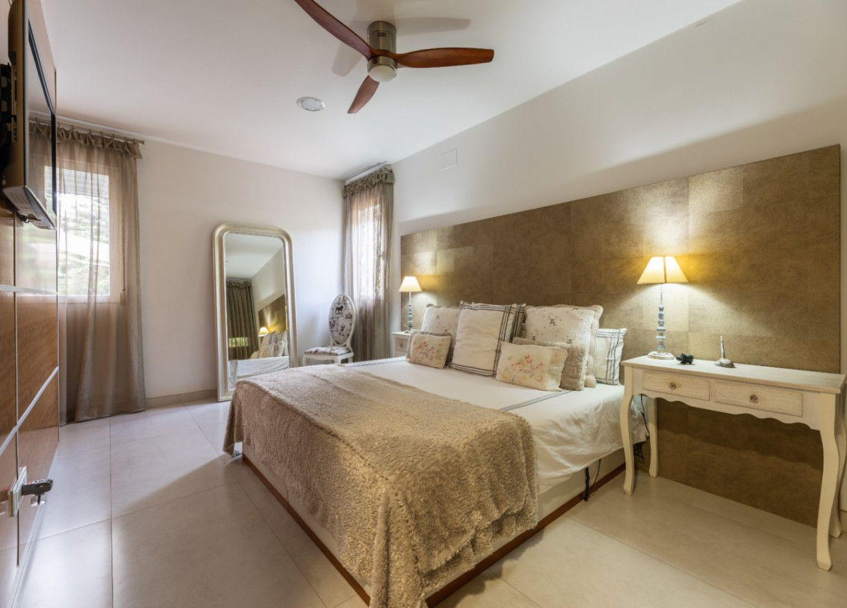 Venta - Villa - Paterna - CRUZ DE GRACIA