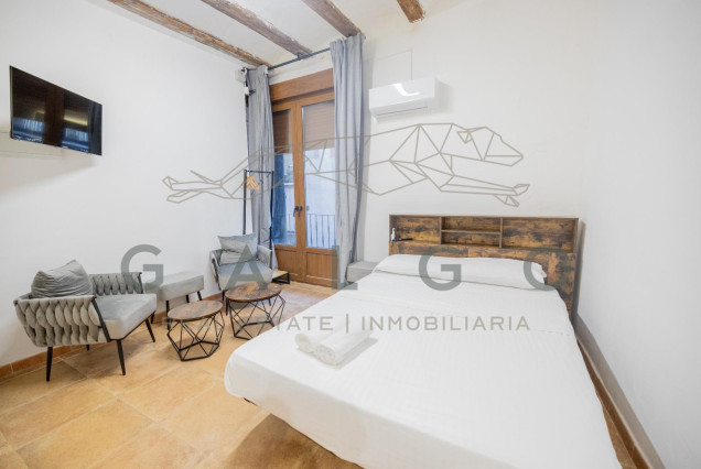 Vloer - Location longue durée - Valencia -
                Sant Francesc