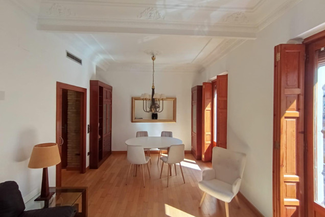 Vloer - Location longue durée - Valencia -
                Sant Francesc