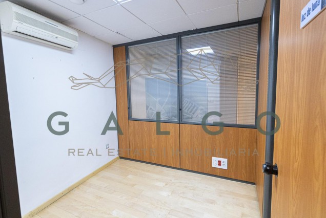 Long time Rental - Commercial premises - Valencia - Arrancapins
