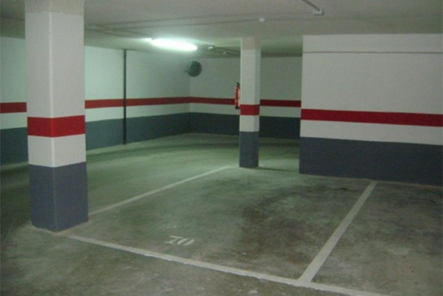Alquiler a largo plazo - Piso - Valencia - Campanar