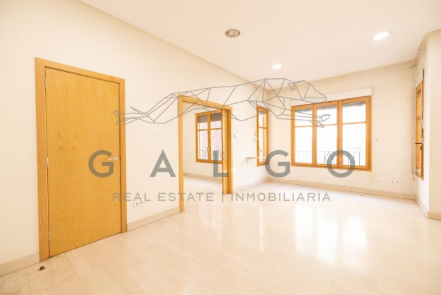Sale - Flat - Valencia - Centro - Sant Francesc