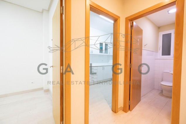 Sale - Flat - Valencia - Centro - Sant Francesc