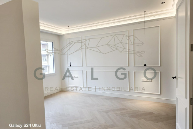 Sale - Flat - Valencia - Sant Francesc