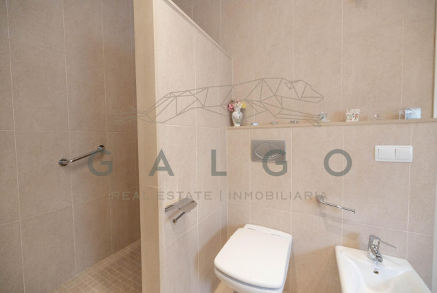 Revente - Chalet - L'Eliana - URB. ENTREPINOS