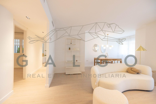 Revente - Vloer - Valencia - Russafa