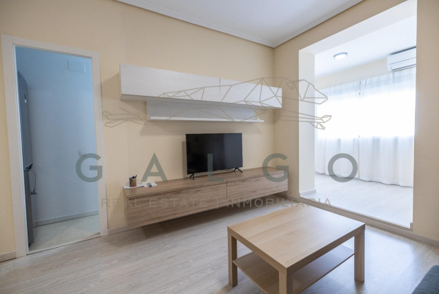 Alquiler a largo plazo - Piso - Valencia - Sant Francesc