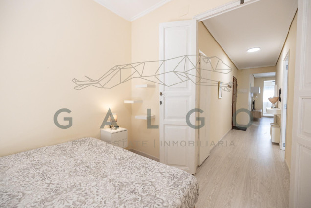 Alquiler a largo plazo - Piso - Valencia - Sant Francesc