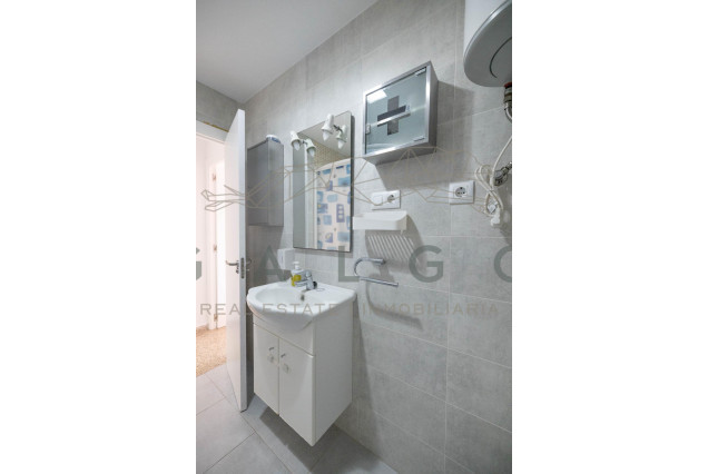 Venta - Apartamento - El Puig de Santa Maria - Primera linea de playa els plans