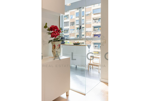 Sale - Flat - Valencia - Russafa