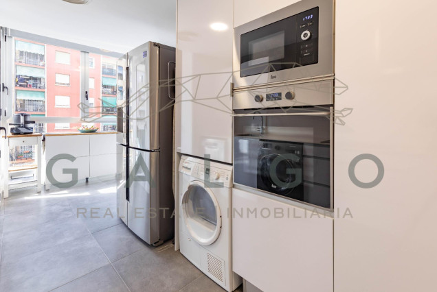 Sale - Flat - Valencia - Russafa