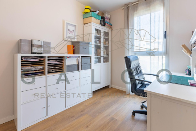 Sale - Flat - Valencia - Russafa