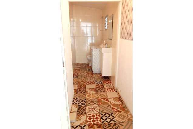 Alquiler a largo plazo - Local comercial - Valencia - Russafa - Ruzafa