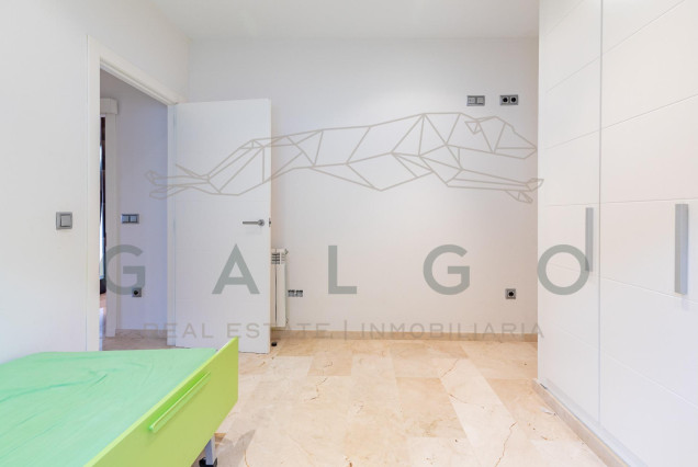 Revente - Luxe Villa - Godella - Nueva Santa Barbara