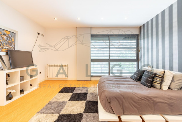 Revente - Luxe Villa - Godella - Nueva Santa Barbara