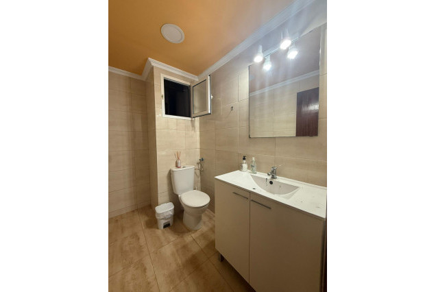 Alquiler a largo plazo - Piso - Valencia - Benimaclet